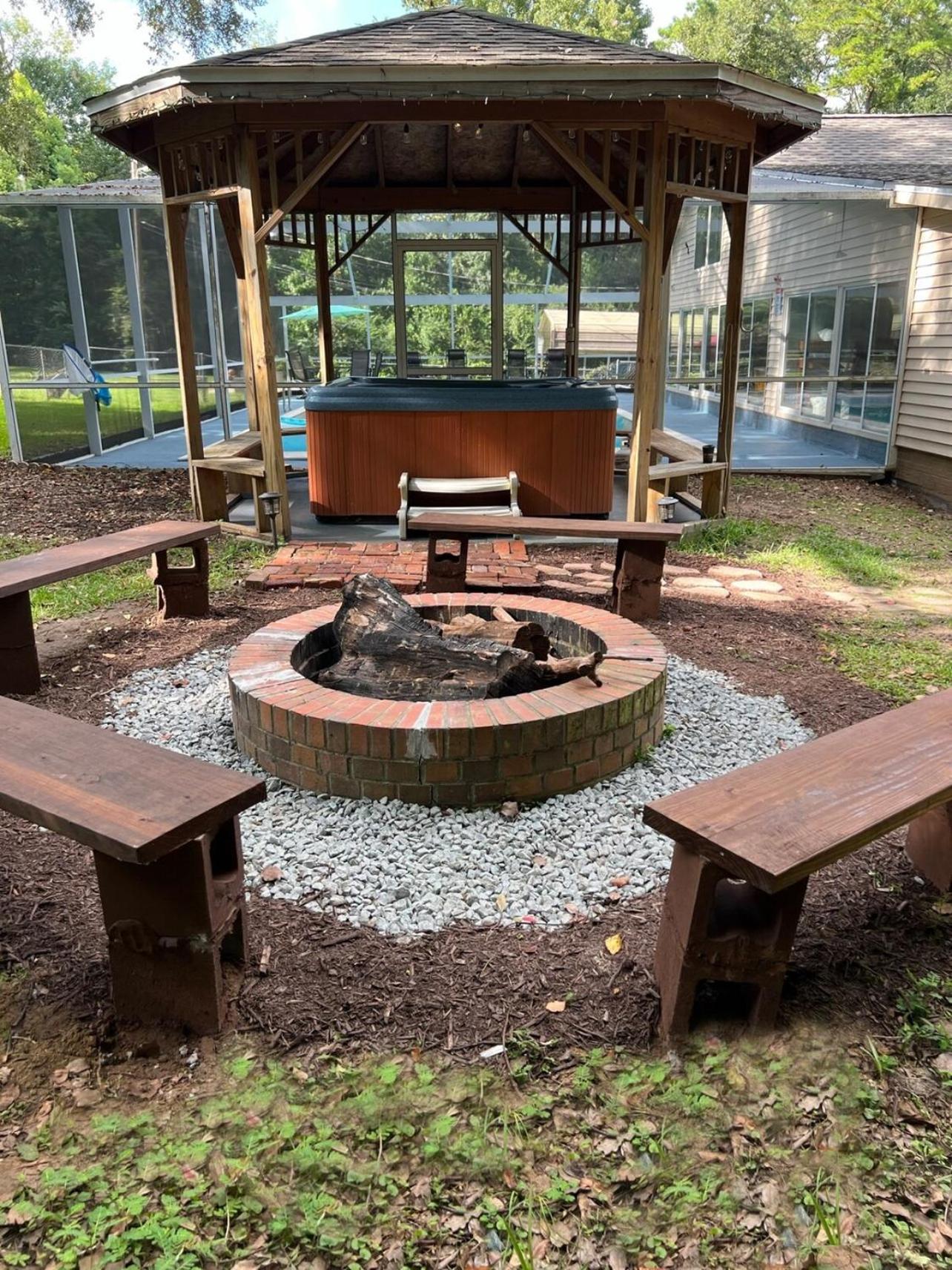 הוילה טלהאסי Groups-Hot Tub -Pool- Private-4 Baths מראה חיצוני תמונה